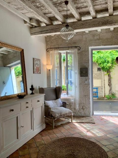 L'Oustaou D'Arles Villa Exterior photo